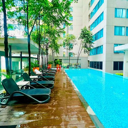 Summer Suites Klcc By Classy Kuala Lumpur Exterior foto