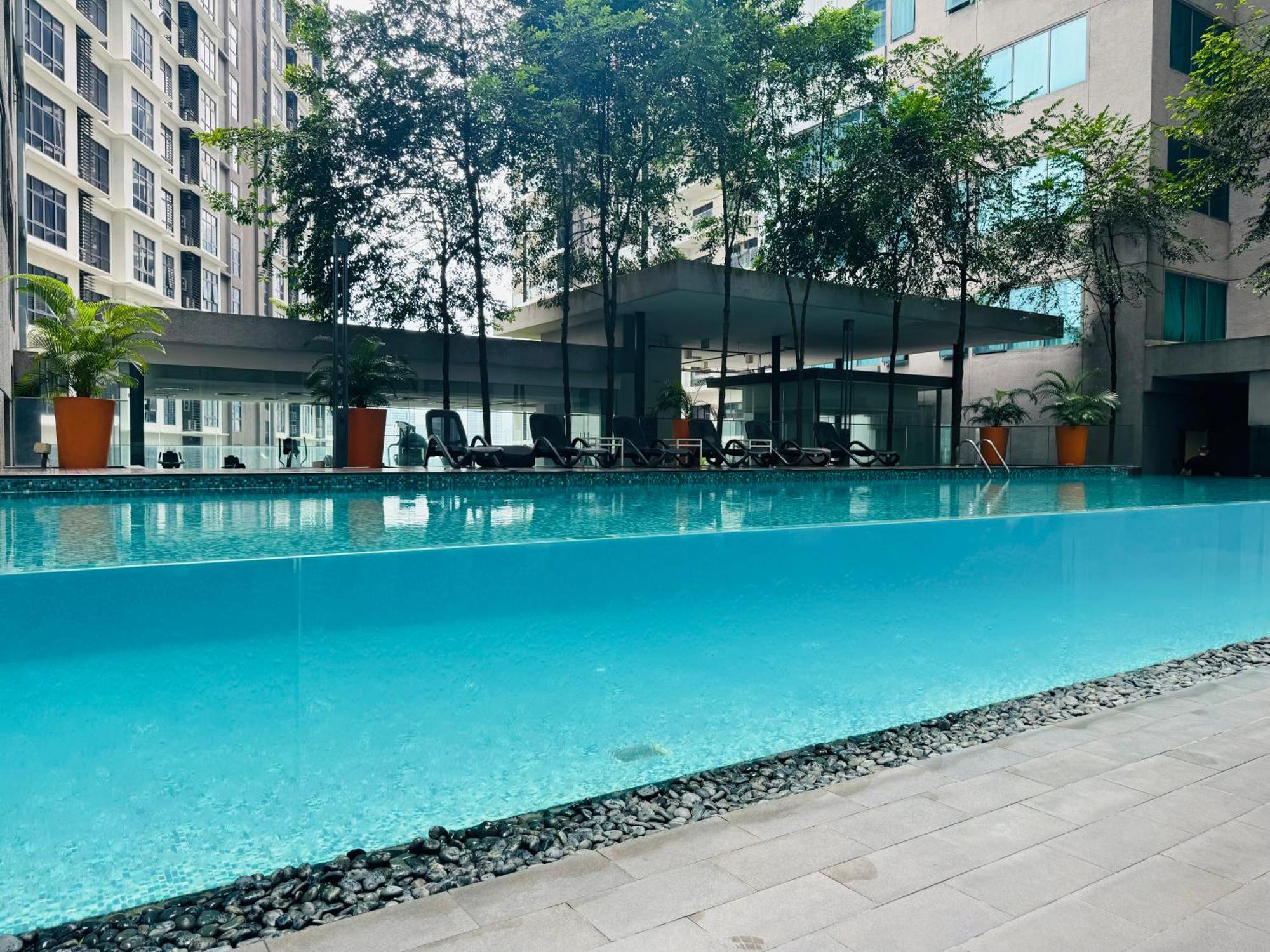 Summer Suites Klcc By Classy Kuala Lumpur Exterior foto