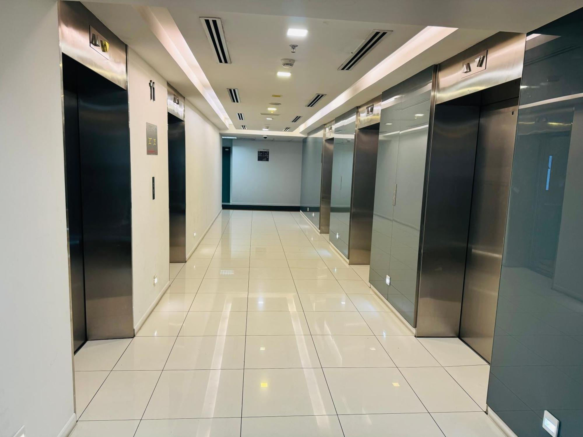 Summer Suites Klcc By Classy Kuala Lumpur Exterior foto