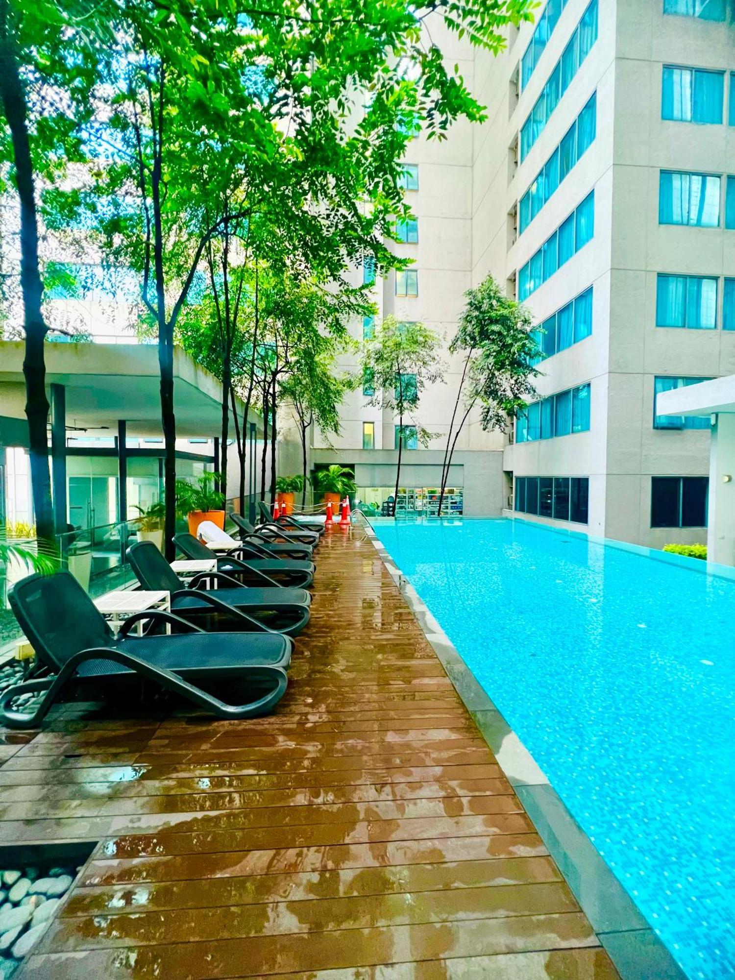 Summer Suites Klcc By Classy Kuala Lumpur Exterior foto